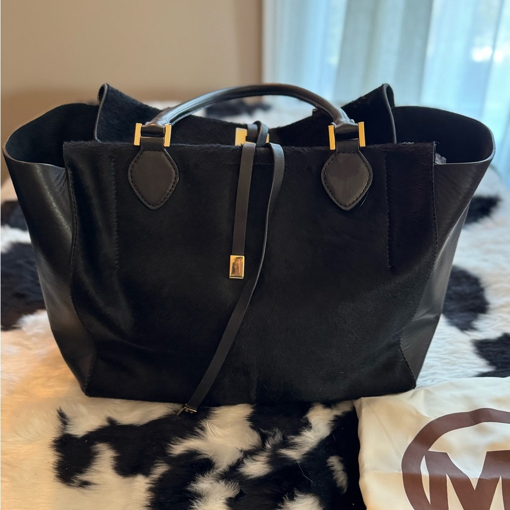 Michael Kors Black large Calf-hair Tote with Gold Accents - Picture 10 of 10